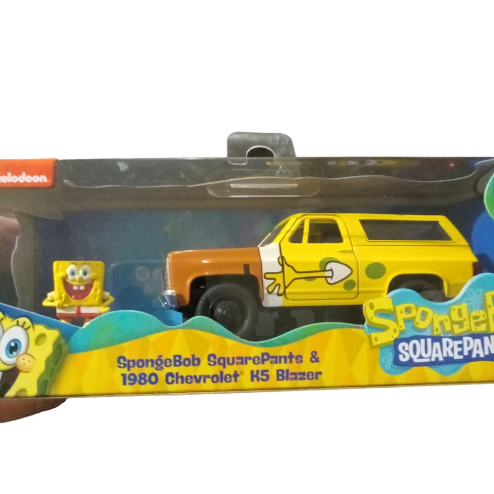 Sponge Bob Squarepants & 1980 Chevrolet H5 Blazer